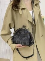 Women's Large Capacity Faux Leather Fringe Crossbody Bag - Image 4