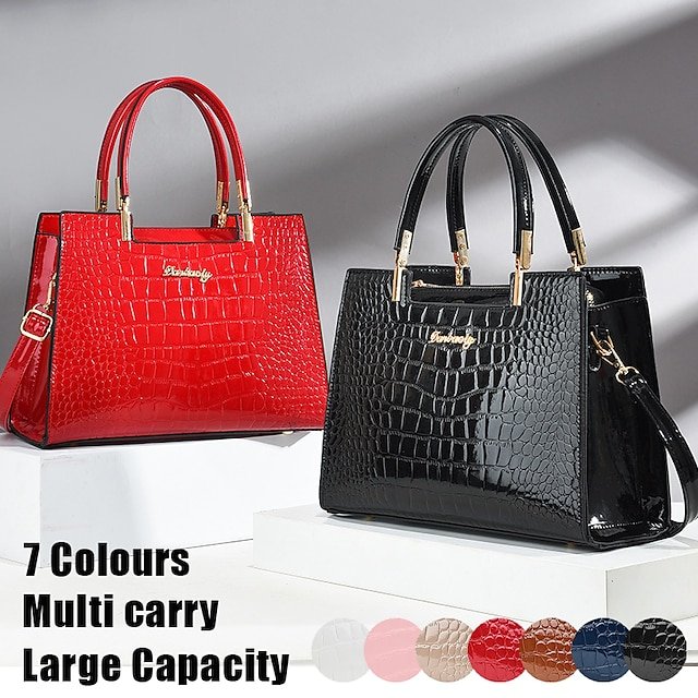 vkydmg1699950681966 Women's Black Crocodile Pattern Leather Handbag | Elegant - Image 1